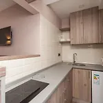 New Vip Aparts Deribasovskaia *