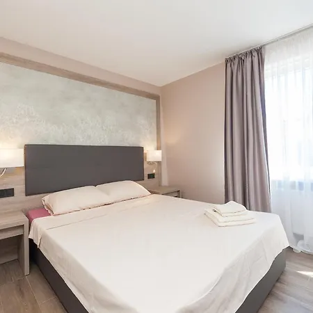 New Vip Aparts Deribasovskaia Odesa