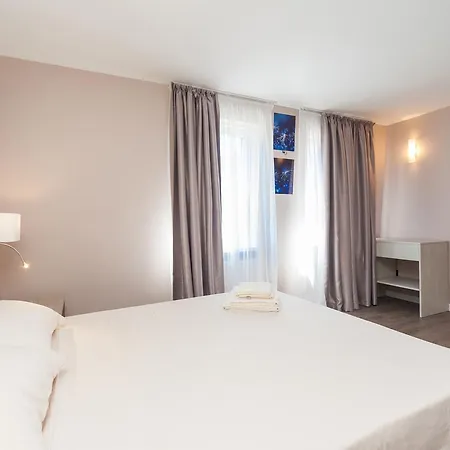 New Vip Aparts Deribasovskaia