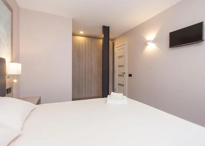 New Vip Aparts Deribasovskaia Odesa